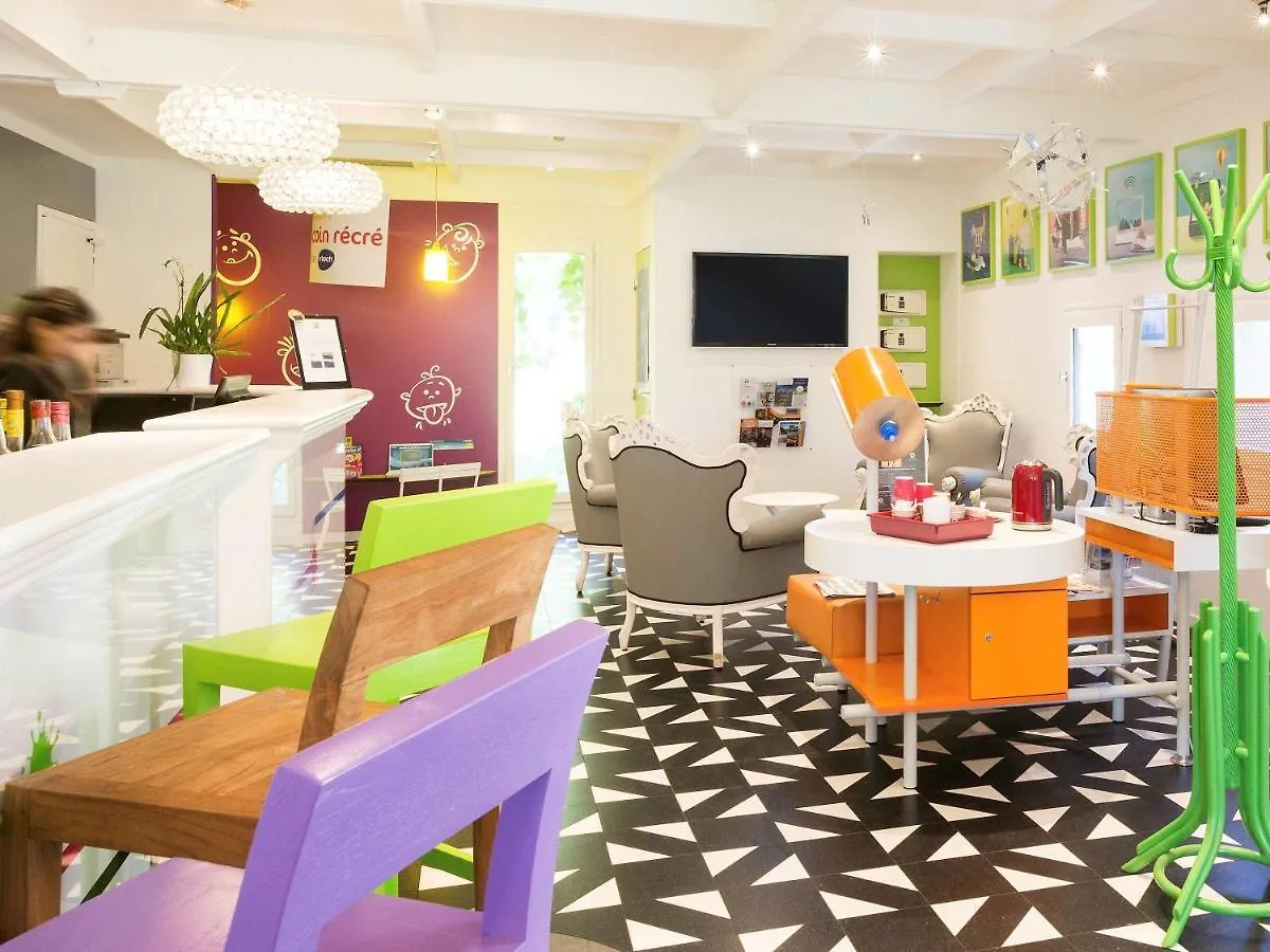 Hotel Kyriad Aix-En-Provence Mas Des Oliviers